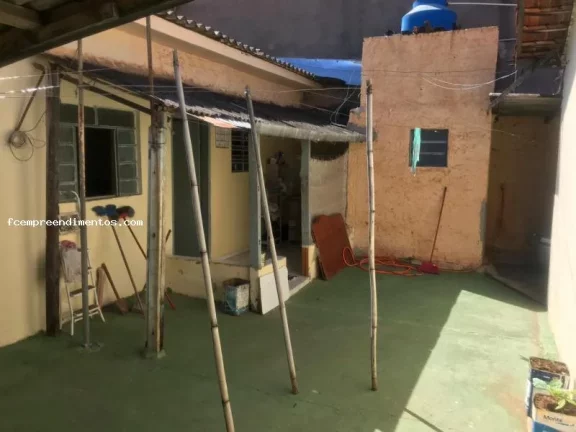 Imagem Casa para Venda em Limeira, Jardim Nova Suíça, 4 dormitórios, 2 banheiros, 4 vagas