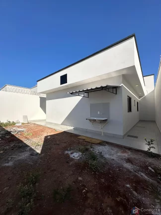 Imagem Casa à Venda no Afonso Queiroz em Patos de Minas – 3 Quartos, Suíte, Churrasqueira e Segurança