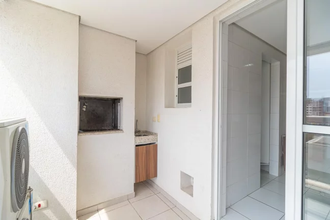 Imagem Apartamento de 2 quartos no bairro Rebouças