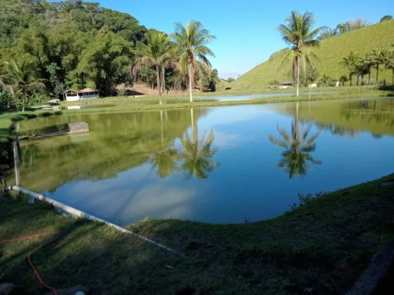 Imagem VENDO FAZENDA EM CASiMIRO DE ABREU, COM NASCENTE,CACHOEIRA,LAGO PARA PEIXE