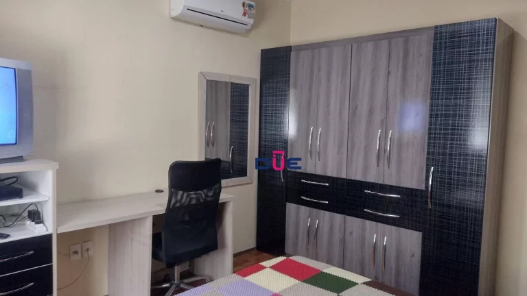 Imagem Apartamento 3 dormitórios enormes com dependência completa, a 2 quadra da praia, Gonzaga, Santos
