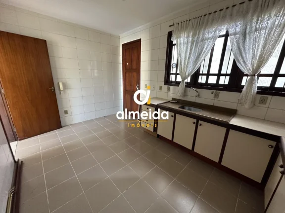 Imagem CASA EXCELENTE EM BAIRRO NOBRE