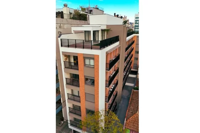 Imagem Apartamento à venda em Porto Alegre, Farroupilha, com 1 quarto, 37m2
