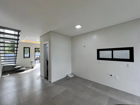 Imagem Casa / Sobrado para Venda em Florianópolis / SC no bairro São João do Rio Vermelho