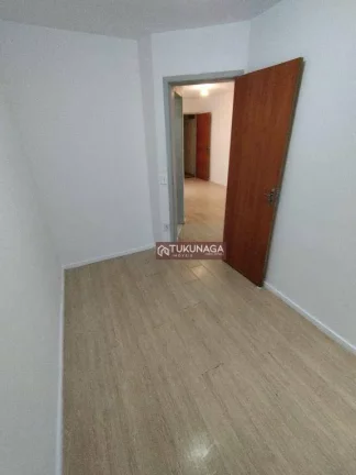 Imagem Apartamento com 2 dormitórios à venda, 39 m² por R$ 175.000,00 - Vila Galvão - Guarulhos/SP