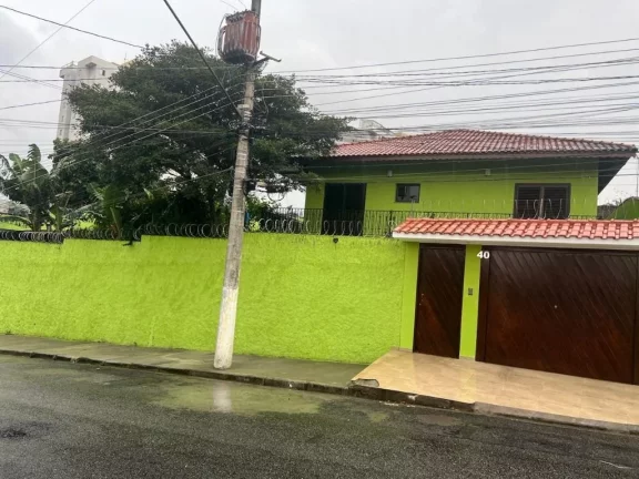 Imagem Sobrado com 3 dormitórios à venda, 840 m² por R$ 1.680.000,00 - Vila Romanópolis - Ferraz de Vasconcelos/SP