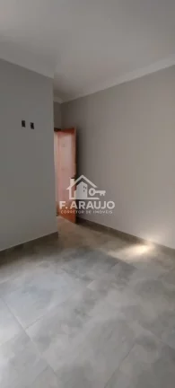Imagem Casa à venda em Sorocaba-SP, bairro Parque Vista Barbara, 2 quartos, 1 vaga, 53m². Oportunidade única!