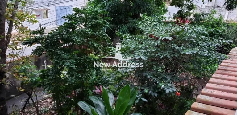 Imagem Casa Triplex Escriturada em Nova Carapina I - Serra/ES