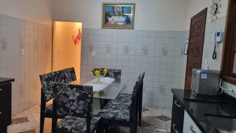 Imagem Casa com 3 dormitórios à venda, 263 m² por R$ 699.000 - Cidade Edson - Suzano/SP