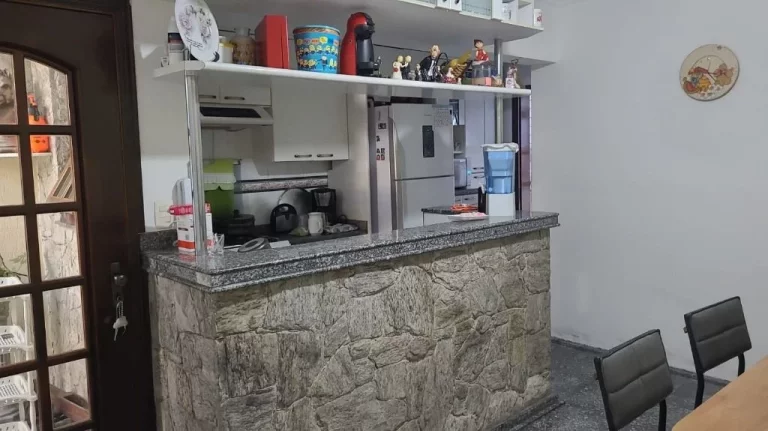 Imagem Sobrado com 2 dormitórios à venda, 241 m² por R$ 650.000,00 - Parque Maria Helena - Suzano/SP