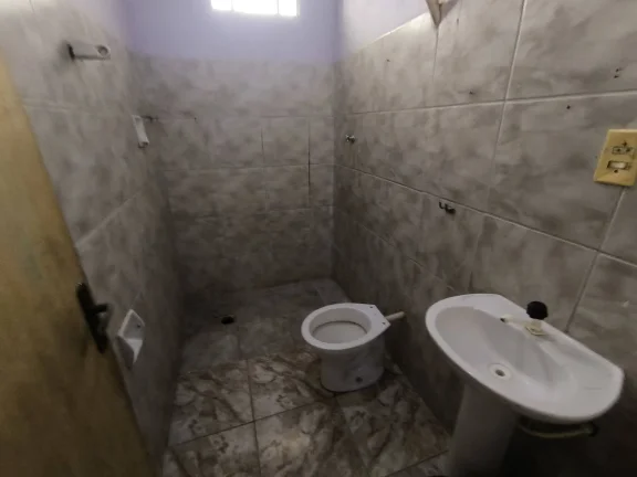 Imagem Casa 2/4 Sozinha No Lote No Sitios Santa Luzia