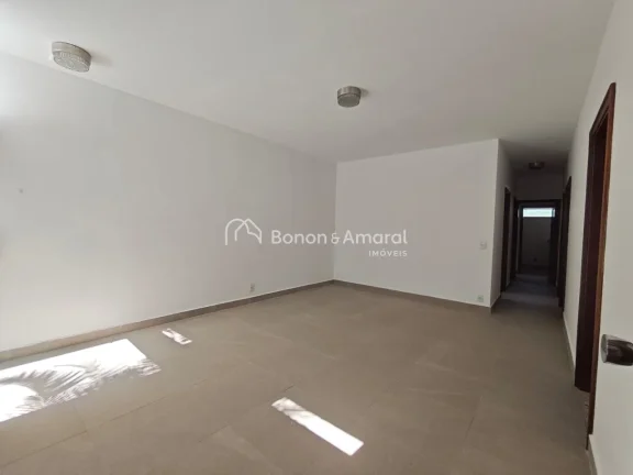 Imagem Casa comercial para locação no Parque Taquaral, Campinas - Casa térrea, 

Recém reformada e adap...