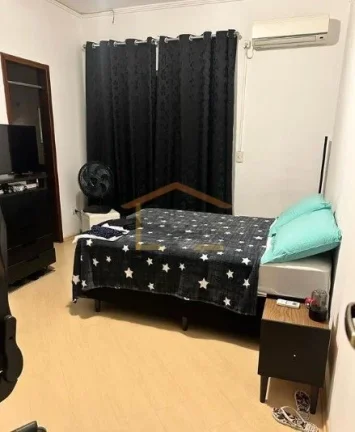 Imagem Sobrado, 325m² de área útil, 4 dormitórios sendo 4 suítes, sala 2 ambientes, cozinha com armár...