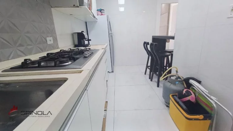 Imagem Apartamento com 2 dormitórios à venda, 60 m² por R$ 320.000,00 - Tupi - Praia Grande/SP