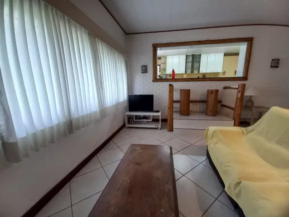 Imagem Casa à venda, 270 m² por R$ 1.150.000,00 - Granja Guarani - Teresópolis/RJ