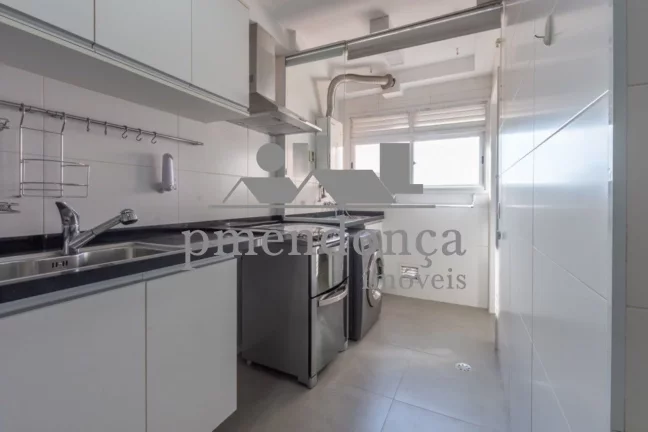 Imagem Apartamento a venda Pinheiros com 2 quartos (1 suíte) e 1 vaga, 68m²