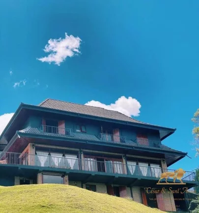 Imagem Casa com 5 Suítes para alugar - Campos do Jordão/SP