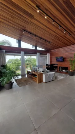 Imagem Fortes Imóveis Vende - Casa de Alto Padrão na Borussia