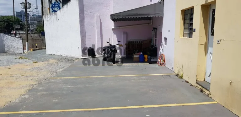 Imagem Casa Comercial paara locação em Pinheiros