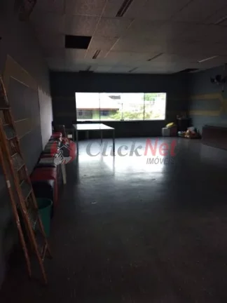 Imagem Sobrado com Salão Comercial no bairro Mauá em São Caetano