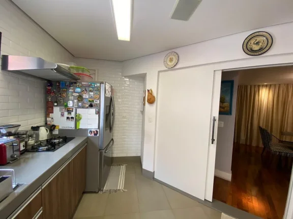 Imagem Cobertura 248 M², 3Q, 3 suítes, 4 banheiros, 3 vagas, sauna, piscina, churrasqueira, adega, gazebo, gerador, closet, lareira.