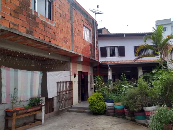 Imagem Casa à venda em Franco da Rocha-SP, Jardim Luiza: 2 quartos, 1 sala, 2 banheiros, 4 vagas de garagem, 120m² de área.