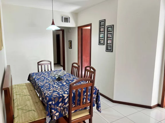 Imagem Apartamento mobiliado com 3 dormitórios sendo 1 suíte e 2 vagas de garagem em Itapema/SC