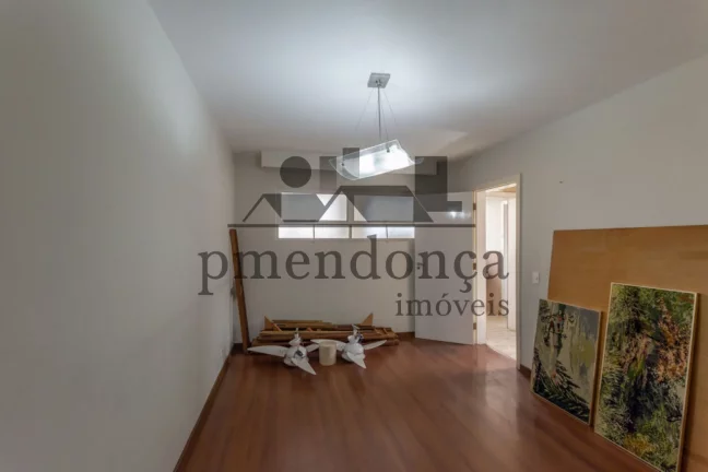 Imagem Apartamento Higienópolis com 155m², 3 quartos e 2 vagas.