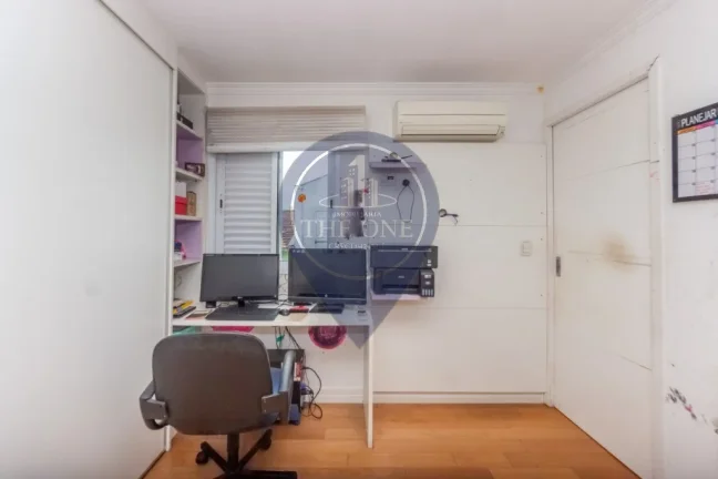 Imagem Casa em Condomínio à Venda na Vila Santa Catarina, São Paulo-SP: 3 Quartos, 1 Suíte, 2 Salas, 3 Banheiros, 3 Vagas de Garagem - 107m².