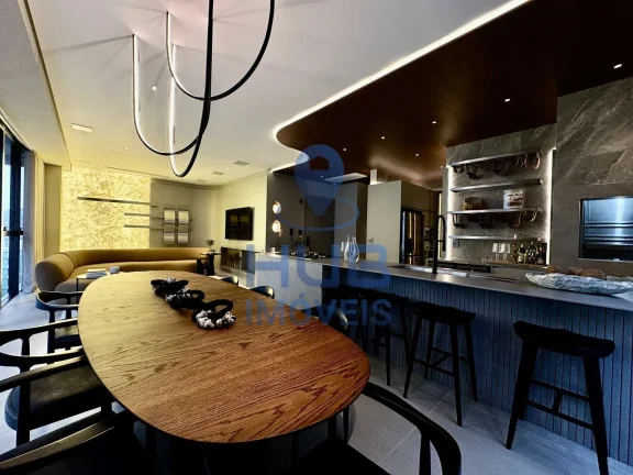 Imagem Apartamento com 4 dormitórios à venda sendo 4 suítes, 180.7 m² por - R$ 7.575.832,18 - Centro - Bal. Camboriú/SC