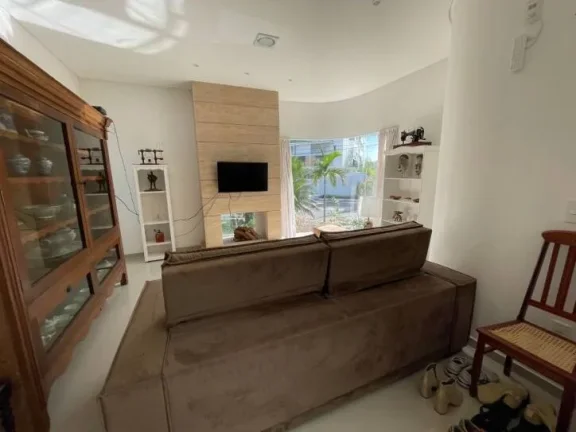 Imagem Casa com 4 dormitórios para alugar- Jurerê - Florianópolis/SC