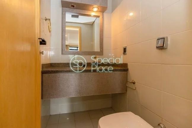 Imagem Apartamento Ideal para quem gosta de espaço, amplo, bem arejado com muita luz natural, 3 dorms, 3 s...