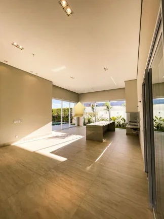 Imagem Casa 4 Suítes térrea no Condomínio Supremo Itália