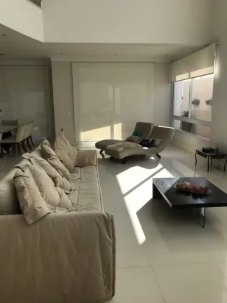 Imagem Casa no Res. Gênesis I - 498m²