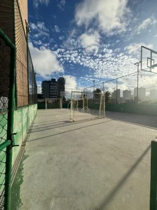 Imagem Apartamento à venda em Salvador-BA, Jaguaribe: 3 quartos, 1 suíte, 3 salas, 2 banheiros, 2 vagas, vista mar. Área de lazer completa!