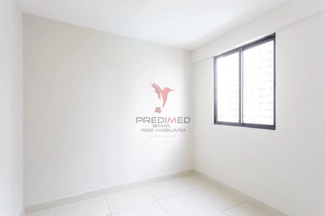 Imagem Apartamento com 3 Quartos e 3 Vagas de Garagem à Venda no Brisamar – 89m²