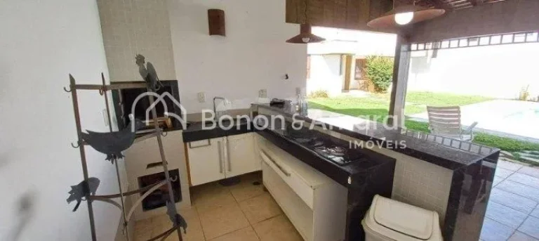 Imagem Linda casa á venda no Condomínio Reserva Iguatemi com hall de entrada social e de serviço, vaga p...