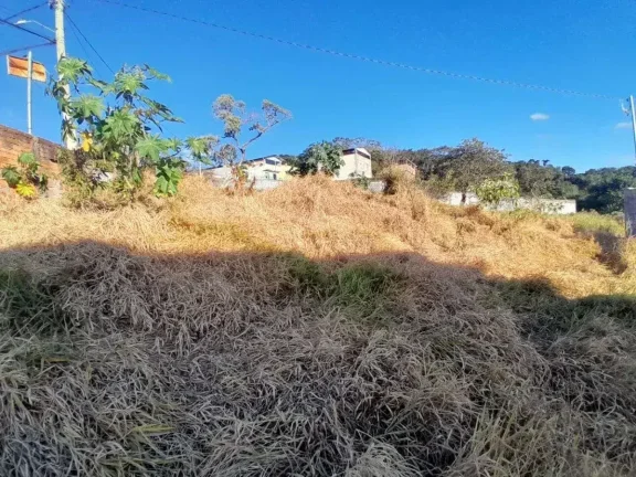 Imagem Lote à venda em Barbacena, Greenville, 200m2