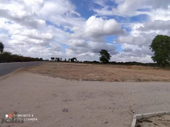 Imagem Terreno a Venda no bairro Justiniano de Serpa - Aquiraz, CE