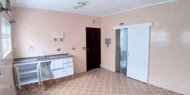 Imagem Sobrado com 4 dormitórios à venda, 212 m² por R$ 1.100.000,00 - Centro - Suzano/SP