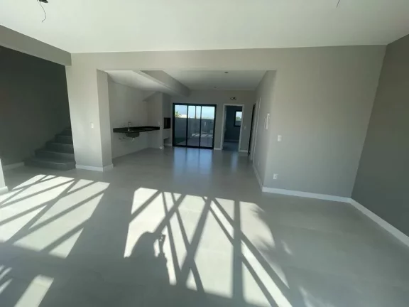 Imagem Casa de alto padrão em Ambrósio, Garopaba-SC: conforto, comodidade e localização privilegiada!