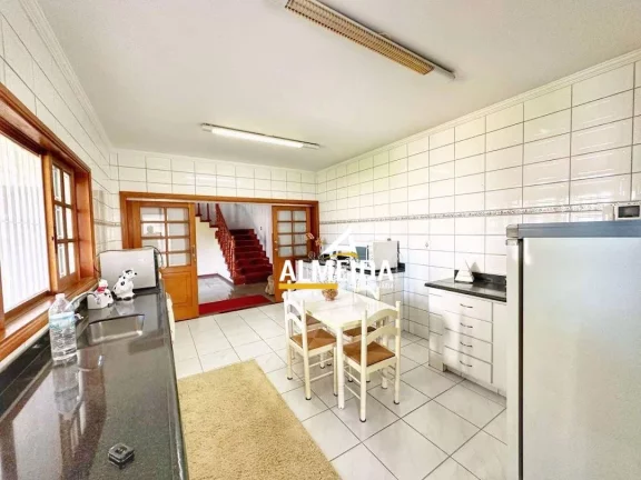 Imagem Casa com 3 dormitórios para alugar, 362 m² por R$ 3.783,00 - Assistência - Rio Claro/SP
