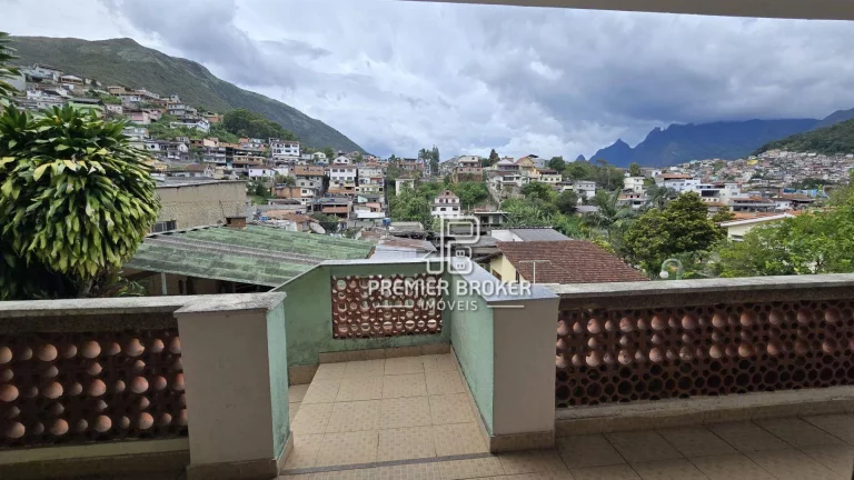 Imagem Casa à venda, 114 m² por R$ 495.000,00 - São Pedro - Teresópolis/RJ