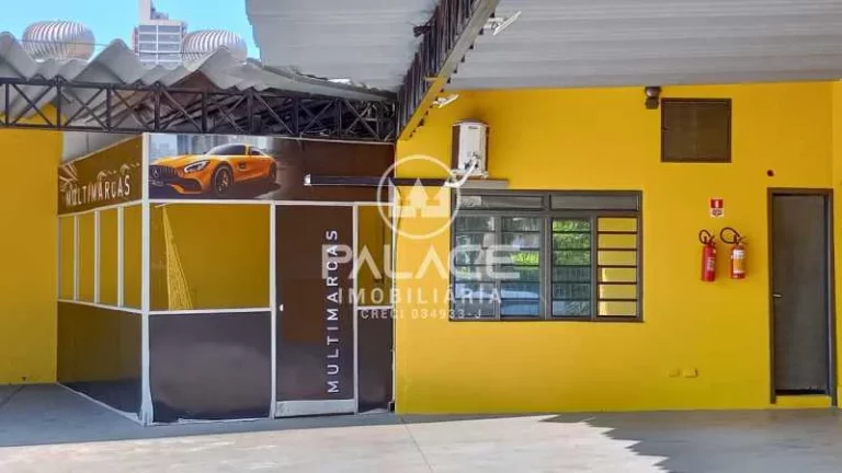 Imagem Excelente ponto comercial disponível para venda, com vão livre de 105m² e área construída total...