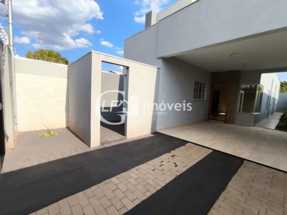 Imagem Imperdível oportunidade de adquirir uma casa com 3 quartos, 1 suíte, 2 salas, 1 banheiro e 2 vagas de garagem no Jardim Montevidéu, Campo Grande-MS!