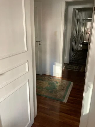 Imagem Apartamento 230 M², 3Q, 3 Suítes, 3 Banheiros, 4 Vagas, Sala espaçosa, Piscina, Academia, Quadra, Salão de festas, Lavabo, Próximo ao metrô.