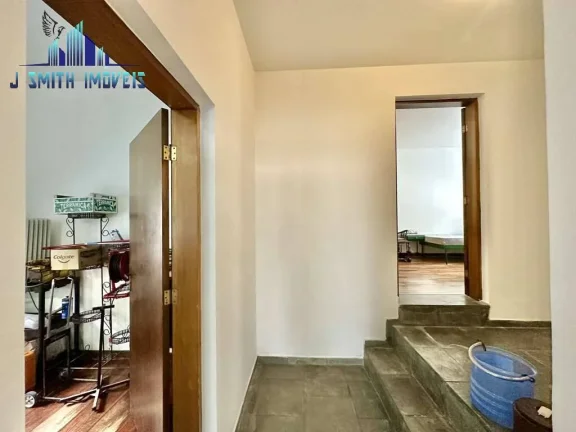 Imagem Casa 4 suítes, salão, escritório, adega, 7vagas (4 cobertas).Granja Vianna.