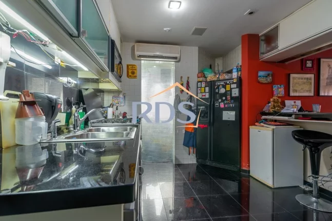 Imagem Cobertura duplex a venda no Brooklin com 2 suítes, 4 banheiros, jacuzzi e 2 vagas de garagem