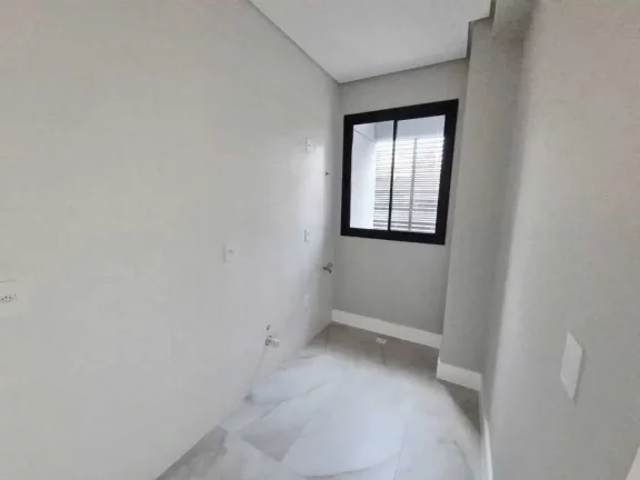 Imagem Apartamento com 3 suítes e 2 vagas de garagem em Balneário Camboriú/SC