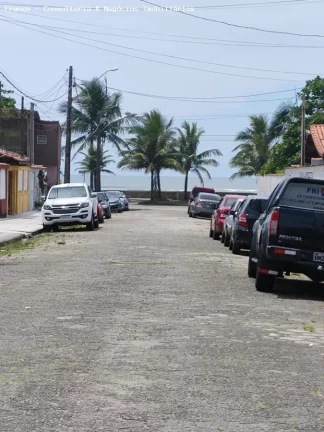 Imagem Casa para Venda em Mongaguá, Balaneario Itaoca, 3 dormitórios, 1 suíte, 3 banheiros, 2 vagas